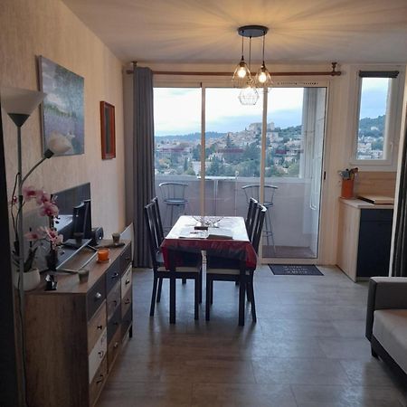 Studio greoux les bains Extérieur photo