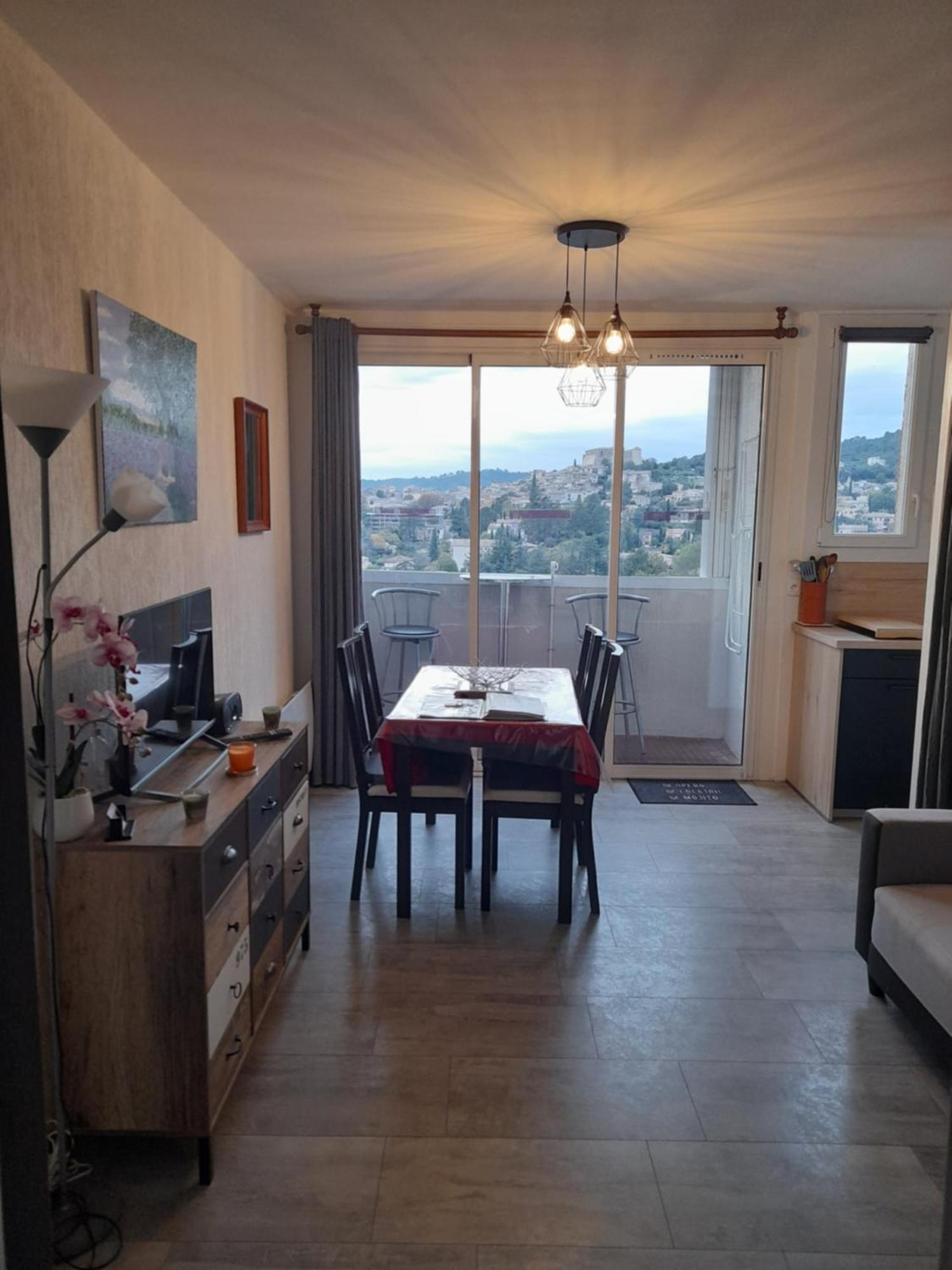 Studio greoux les bains Extérieur photo